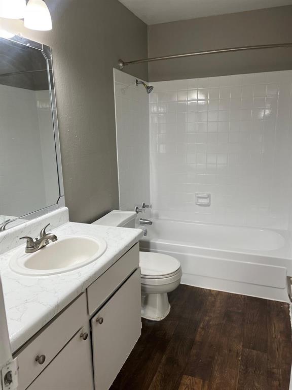 Parkside Condos - Residential