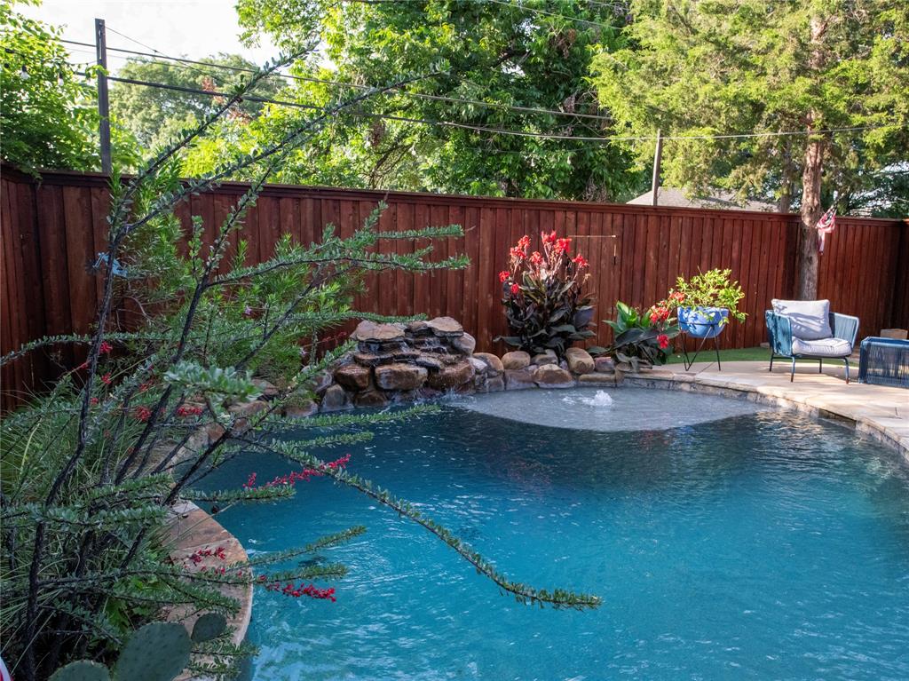 Thoughtfully renovated 1940s bungalow with a resort-style saltwater pool, professionally designed outdoor entertaining spaces, marble kitchen, and extensive mechanical updates. Unlike many homes in North Oak Cliff, nearly every major system has already been addressed—allowing the next owner to simply move in and enjoy the lifestyle.