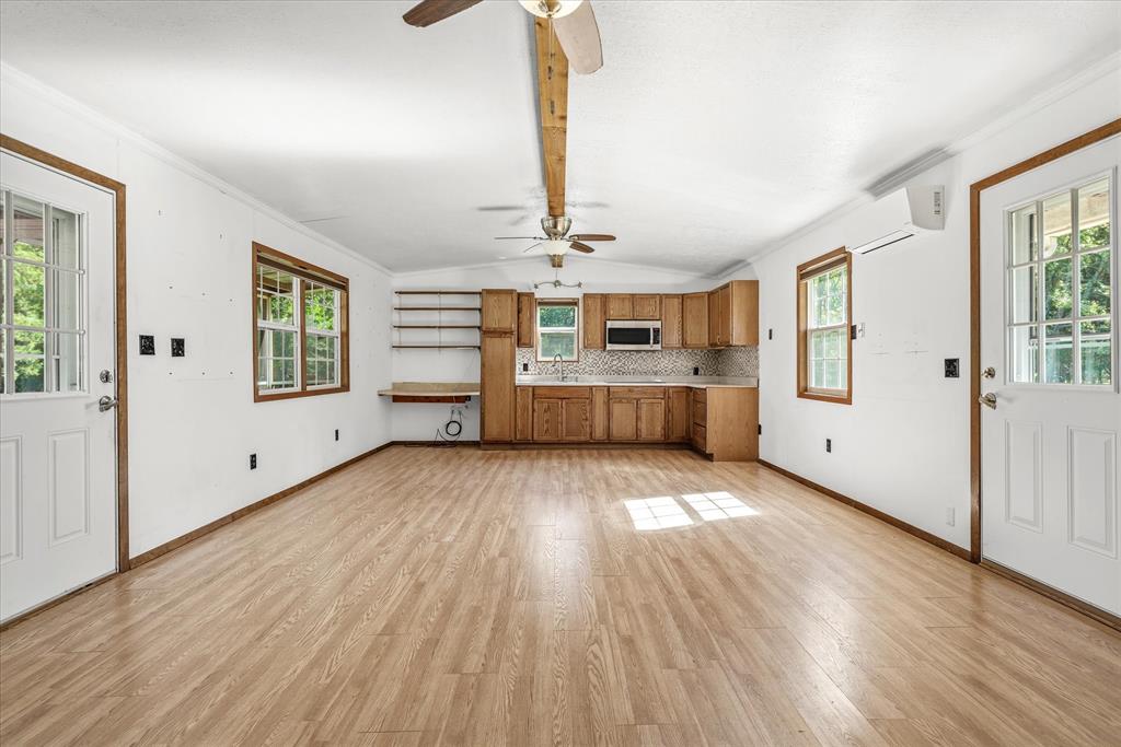 A0188 Rojas Francisco De Acres - Commercial Sale