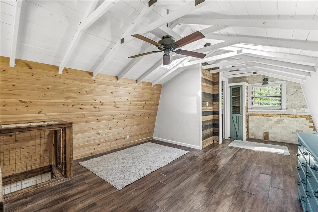 A0188 Rojas Francisco De Acres - Commercial Sale