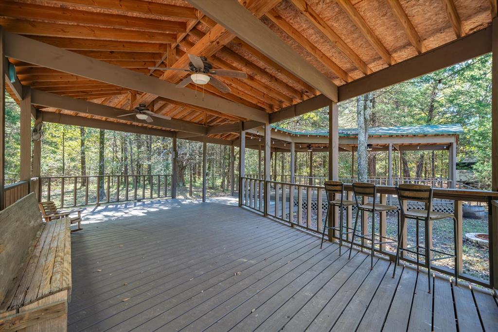 A0188 Rojas Francisco De Acres - Commercial Sale