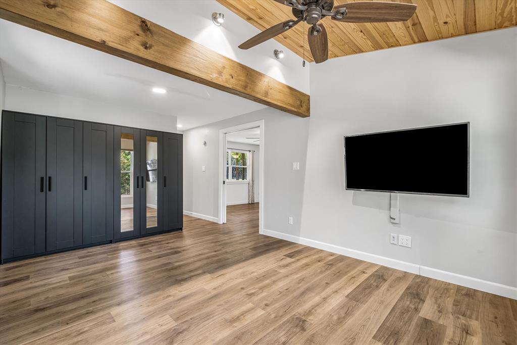 A0188 Rojas Francisco De Acres - Commercial Sale