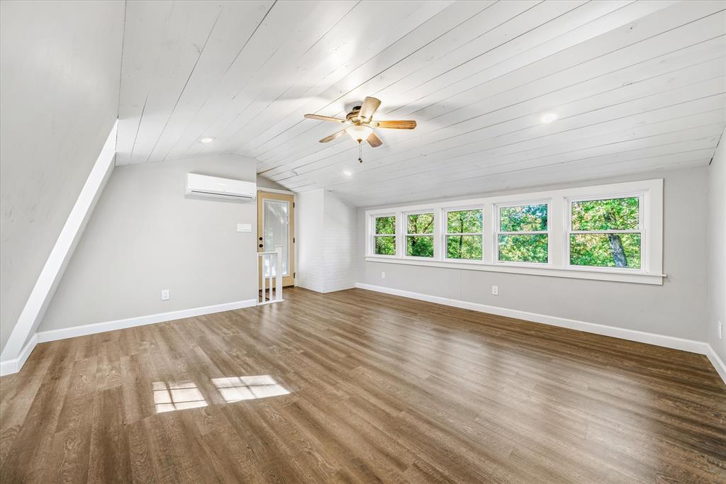 A0188 Rojas Francisco De Acres - Commercial Sale