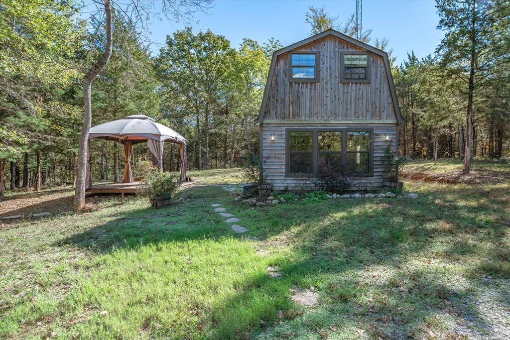 A0188 Rojas Francisco De Acres - Commercial Sale