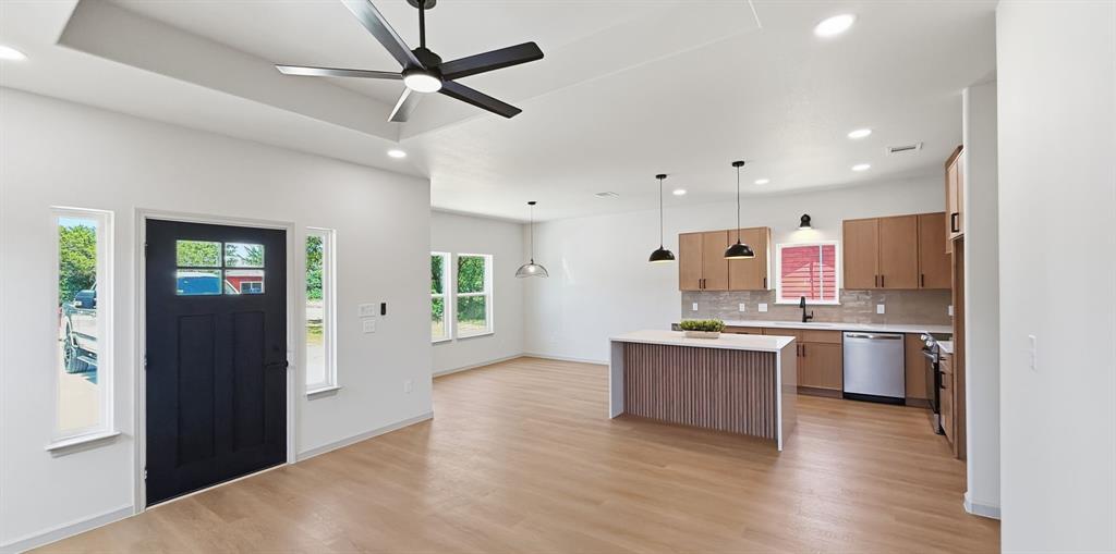 Comanche Cove - Residential