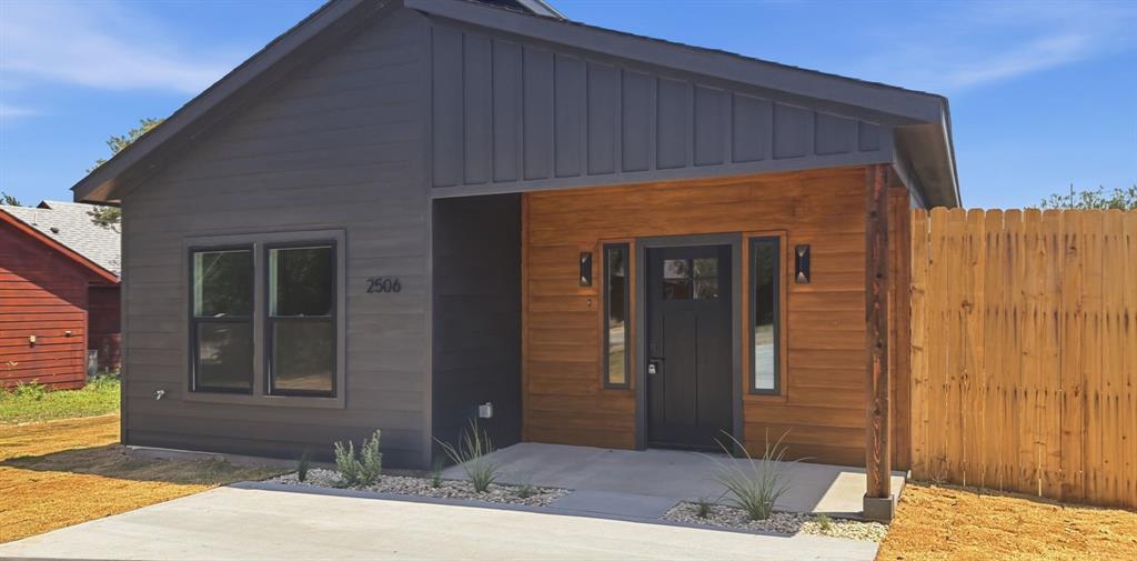 Comanche Cove - Residential