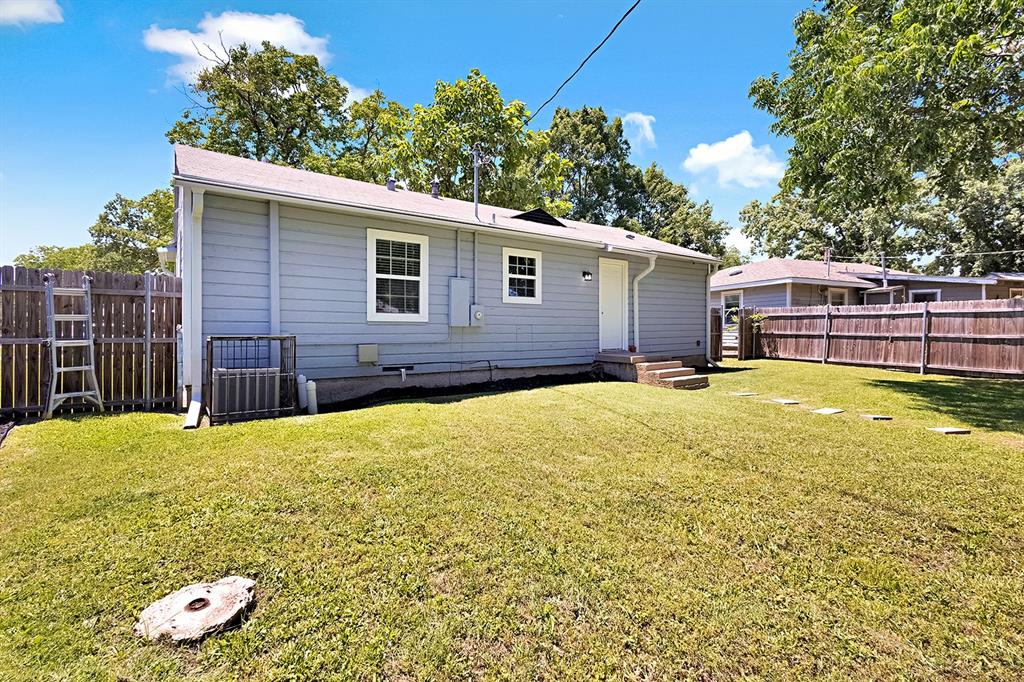 Devonwood Park 01 - Residential
