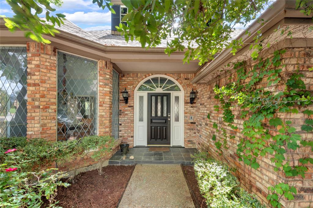 OPEN HOUSE This Sunday 2-4pm!!! BEAUTIFUL Single-story living in the heart of North Dallas. This MOVE-IN ready gem is more than a home-it's a lifestyle! Nestled in the highly sought-after Prestonwood Community, known for its premier schools, parks and running trails. The heart of this home is an incredible living-family room with an open flow anchored by 2 beautiful skylights that provide abundant natural light and an oversized brick fireplace. The multiple ample living spaces provide versatility. This layout is ideal for family living, entertainment, or multi-generational use. A chef's kitchen offers a skylight and a walk-in butler's pantry with spacious cabinetry. The dining space features diamond-pane lead glass panels, providing timeless elegance for those holiday get-togethers. The spacious primary bedroom features vaulted ceilings and an en-suite vaulted bathroom with a garden tub. Two secondary bedrooms, connected by a Jack-and-Jill bath, provide generous space. A FLEX bonus fourth bedroom, office or in-law suite features its very own renovated full bathroom with an independent entry. The backyard is perfect for summer family gatherings.  This home combines thoughtful design and quality craftsmanship, while also offering room for you to make it your own, come see me TODAY!! Location is everything: Just minutes from The Clubs of Prestonwood (The Creek) home of two award winning golf clubhouses), upscale dining. Kiowa Parkway Bert Fields Park, and running trails.