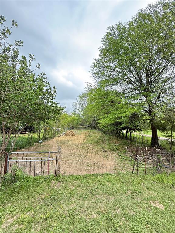 Shaw George W - Land