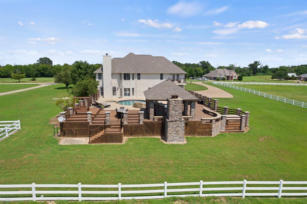 Long Acres - Residential