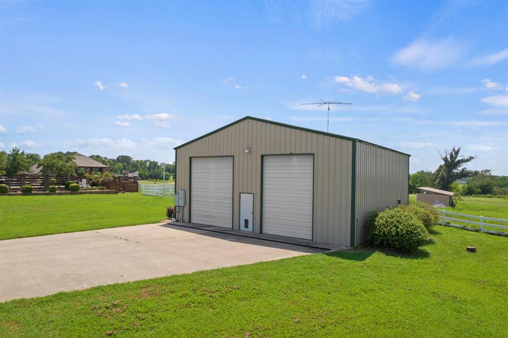 Long Acres - Residential