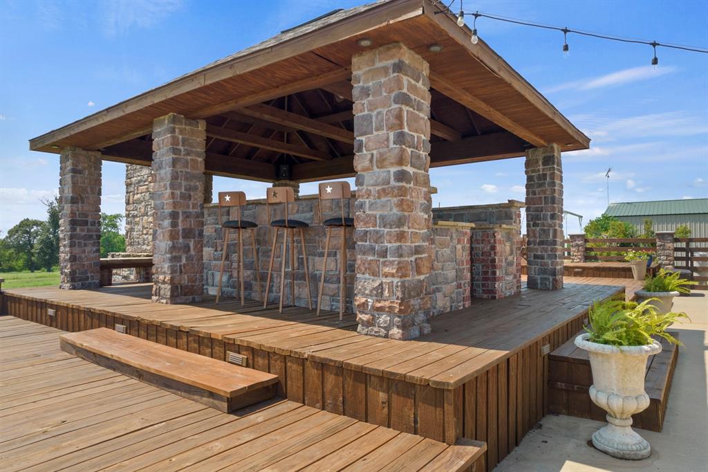 Long Acres - Residential