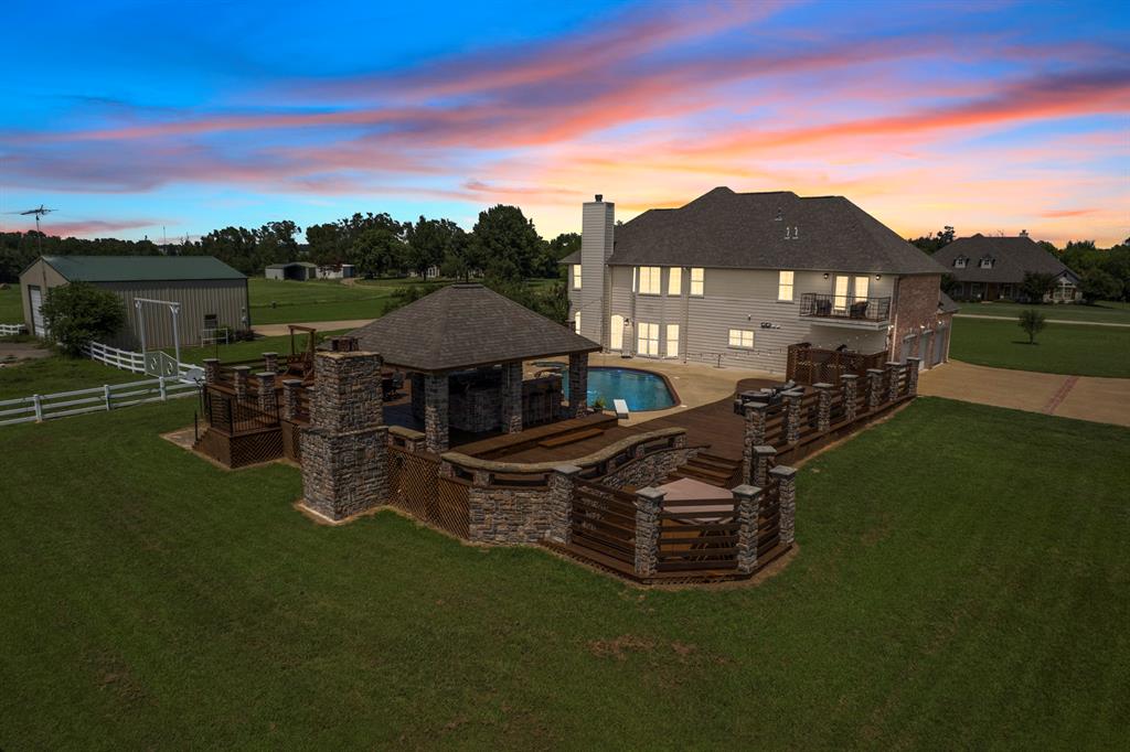Long Acres - Residential