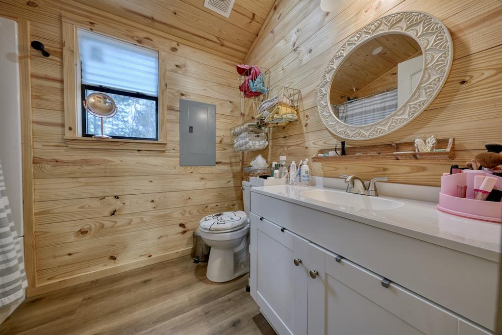 CORY MOREHEAD ADDN 33 - Residential