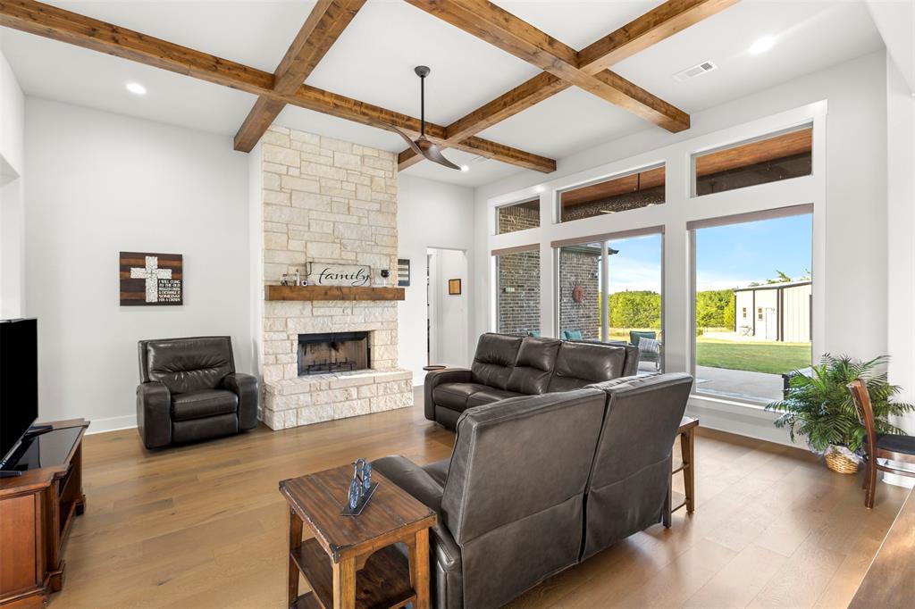Cross Fence at Oak Vista - Residential