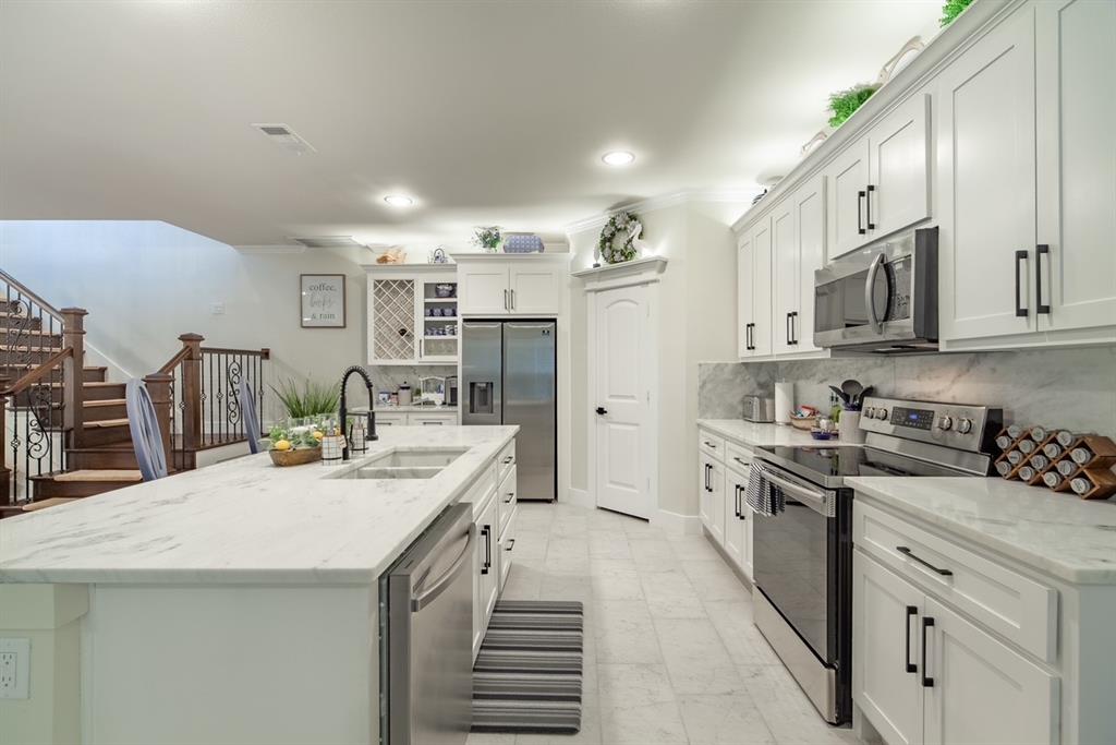 Mountain Lakeview 03 - Residential