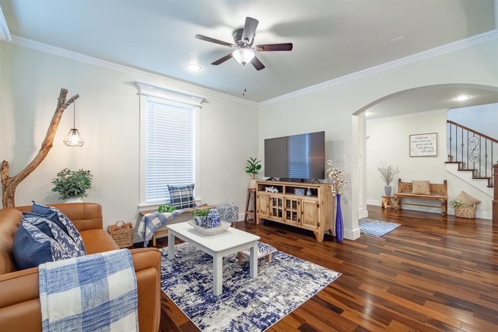 Mountain Lakeview 03 - Residential