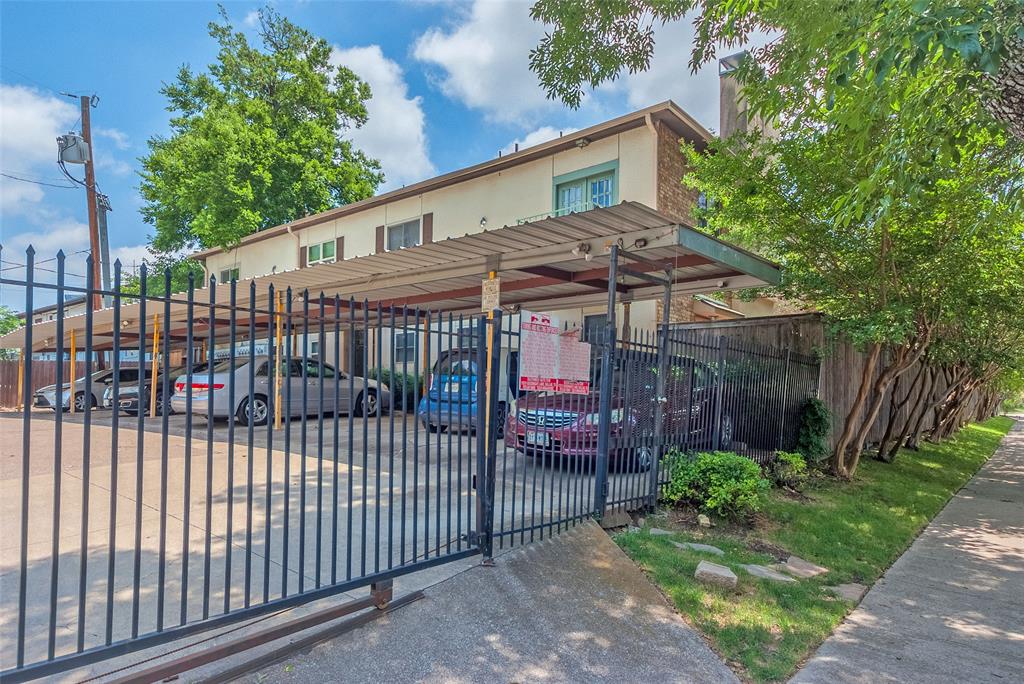 Lakewood Embassy Condos - Residential