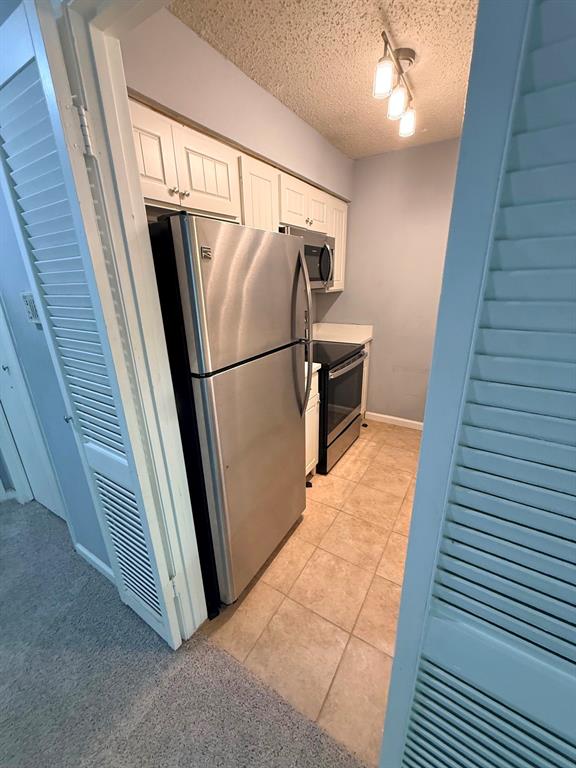 River Oaks Condos - Residential