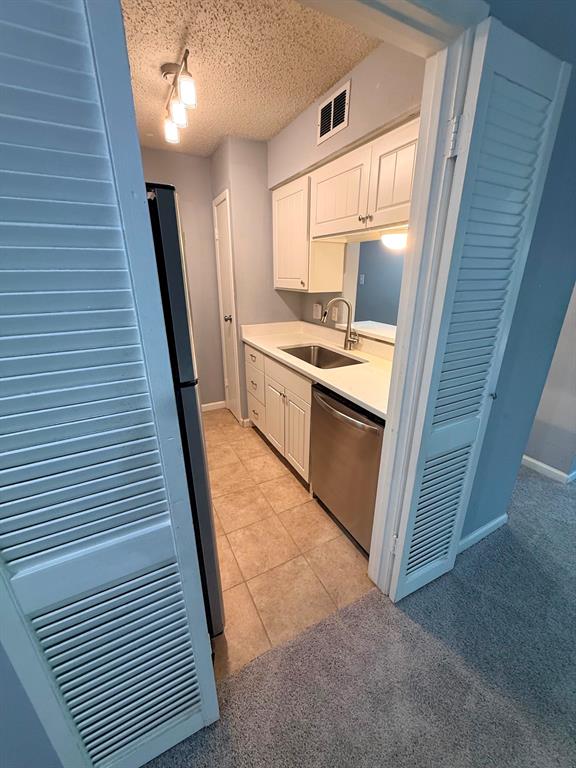 River Oaks Condos - Residential