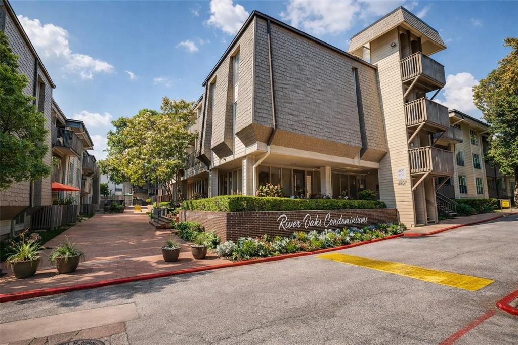 River Oaks Condos - Residential