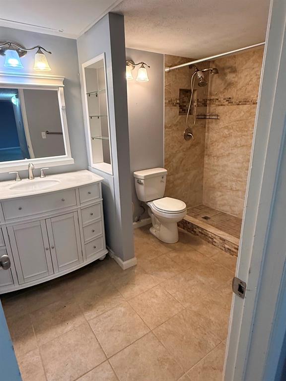 River Oaks Condos - Residential