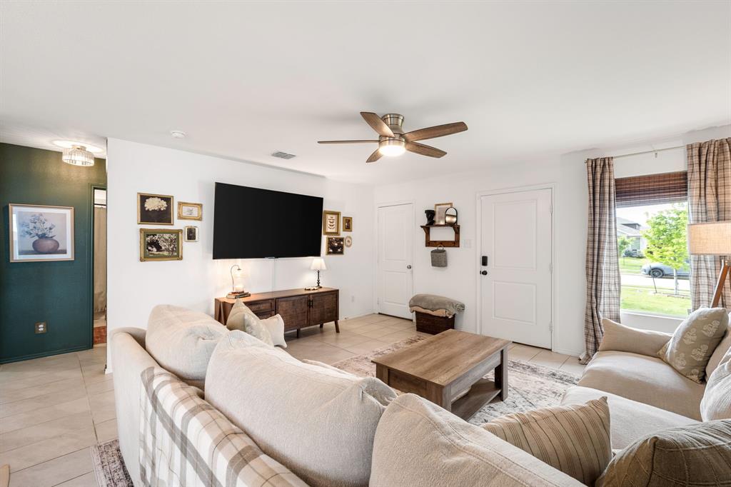 Trinity Xing Ph 6a - Residential