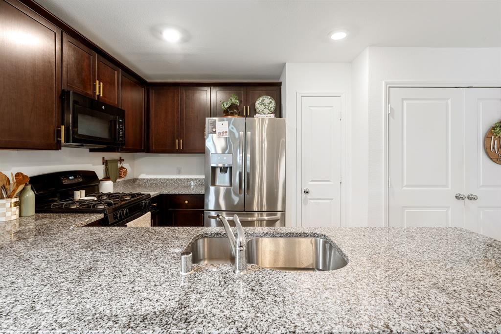 Trinity Xing Ph 6a - Residential