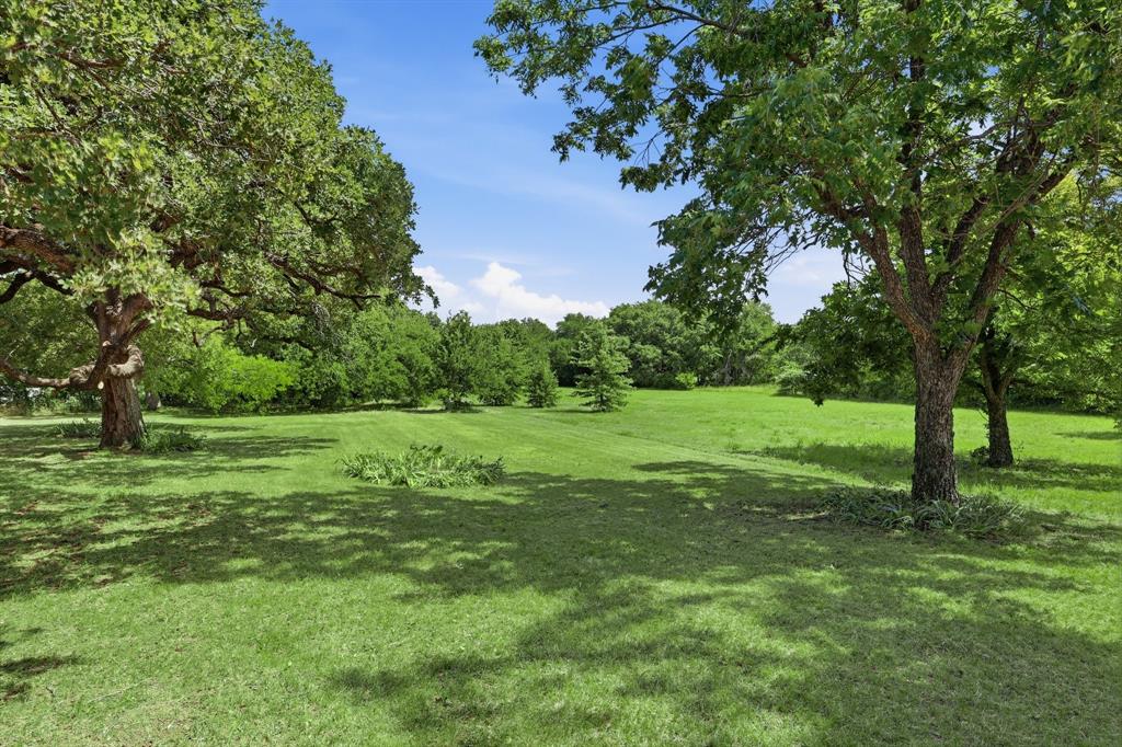 Colonial Country Estates - Residential