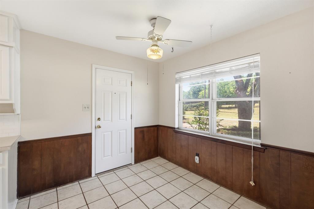 Colonial Country Estates - Residential