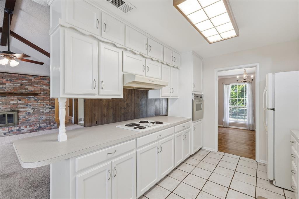 Colonial Country Estates - Residential