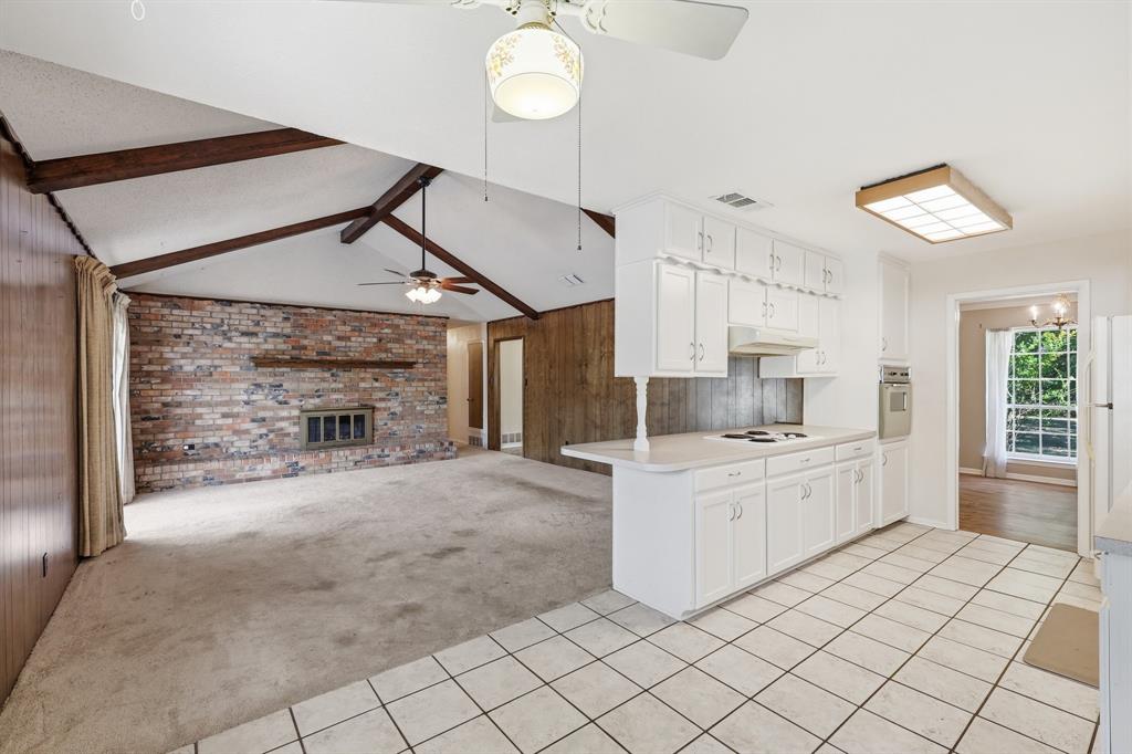 Colonial Country Estates - Residential