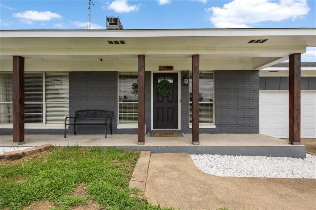 Country Club Estate - Residential