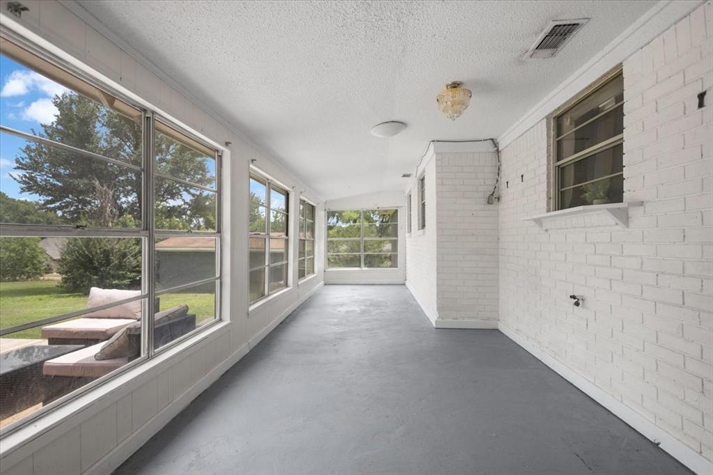 Country Club Estate - Residential