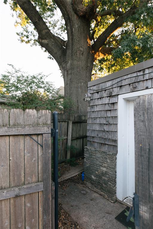 Chamberlain Arlington Heights 1st - Residential Lease