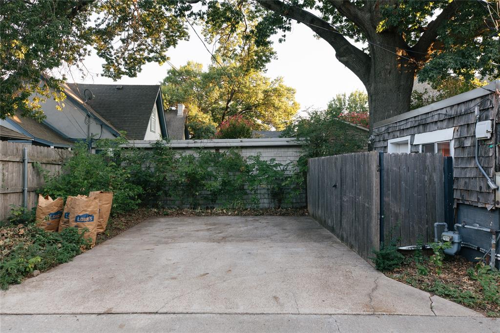 Chamberlain Arlington Heights 1st - Residential Lease
