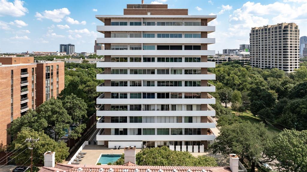 Gold Crest Condo - Residential