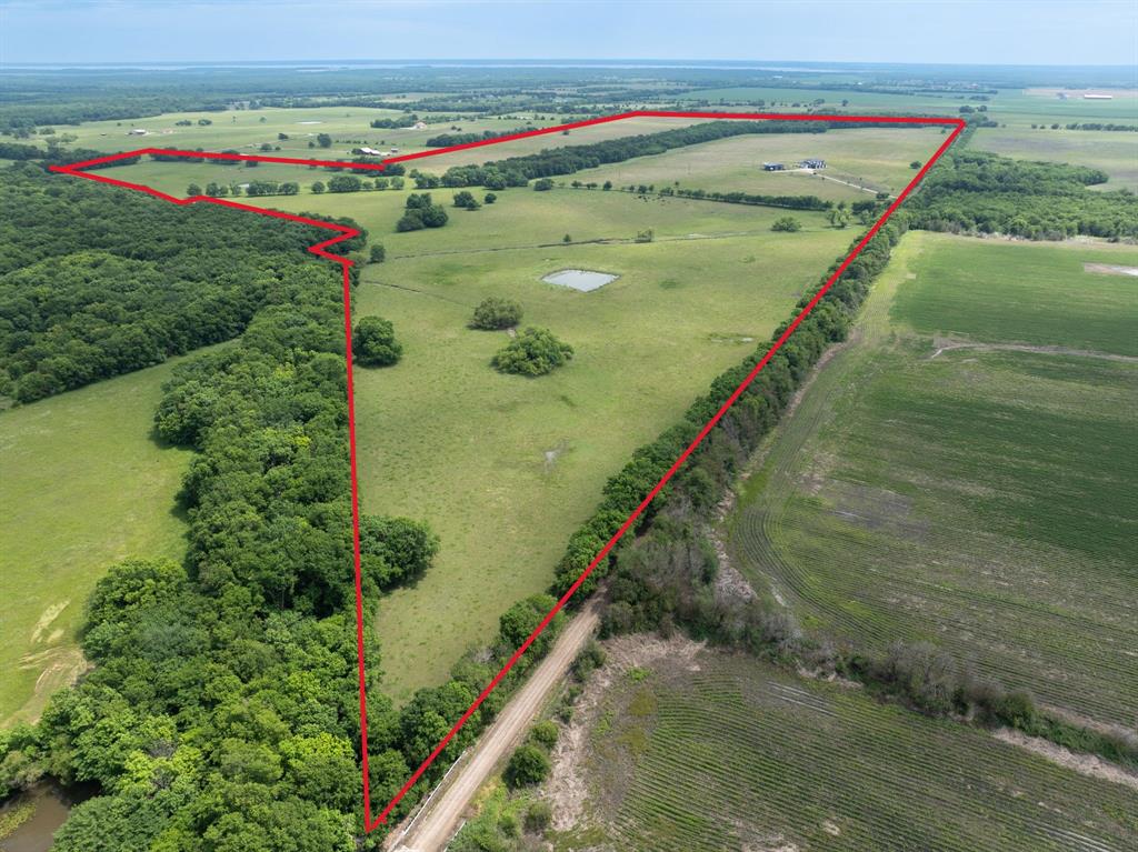 0370 J Woods Tract 1-1 25 ac & 138.040 - Residential
