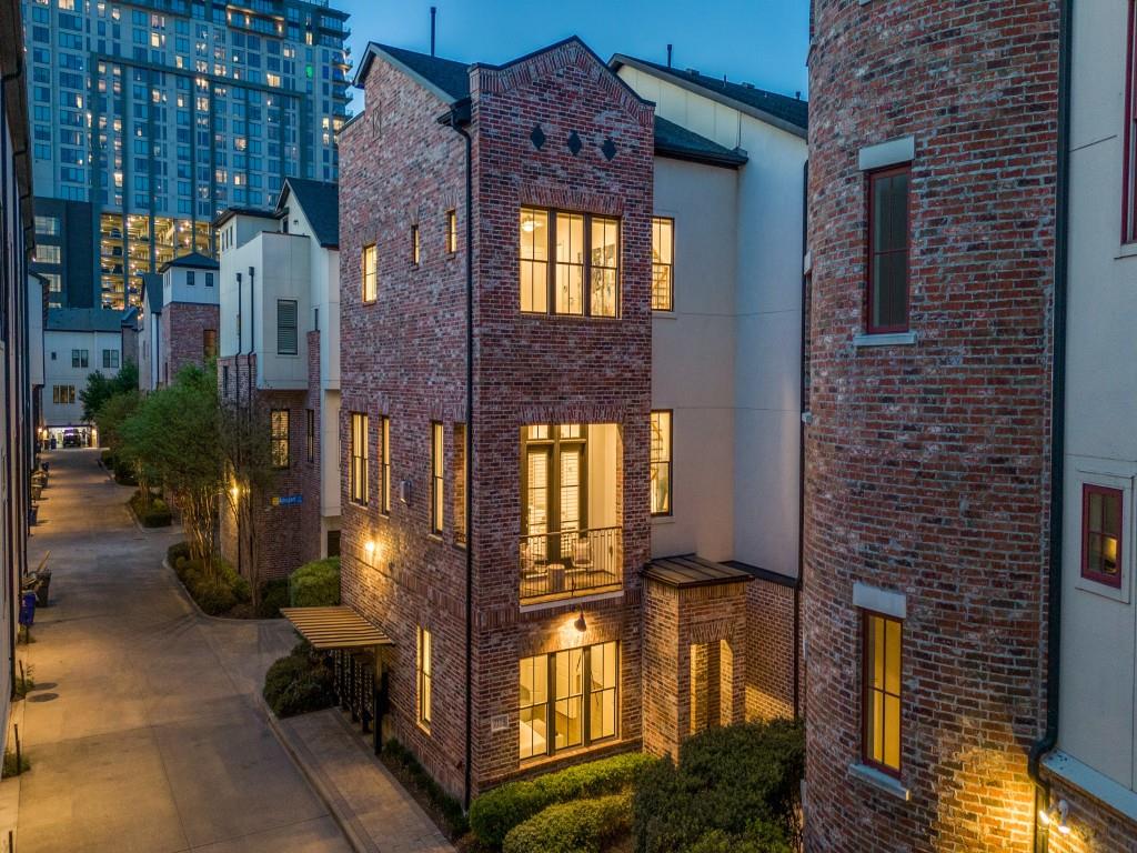 Intown Homes Farmers Market - Residential