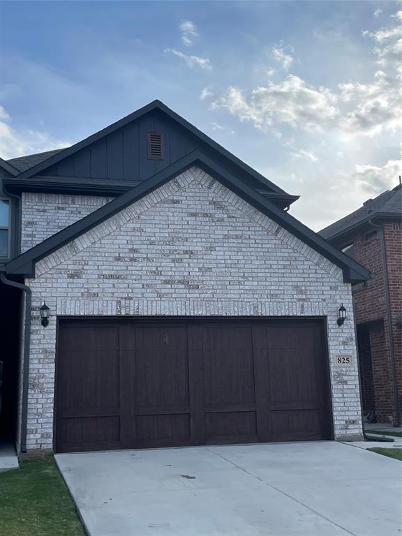 Westgate Station - Residential Lease