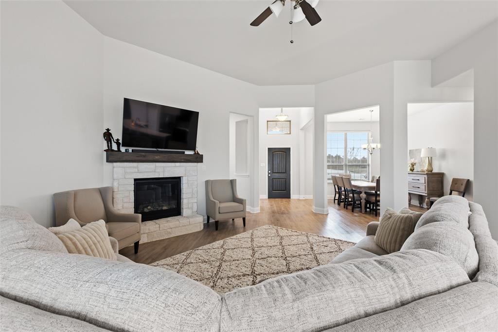 Creekview Farms Ph 1a & 1b - Residential