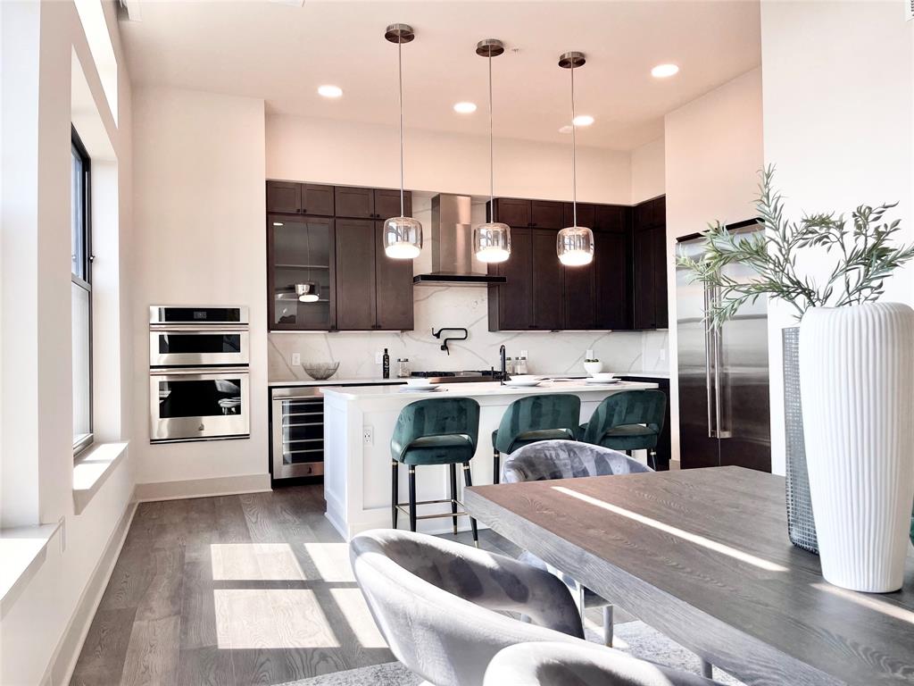 OAK - Residential Lease