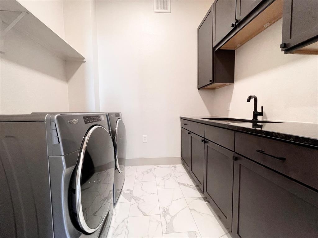 OAK - Residential Lease
