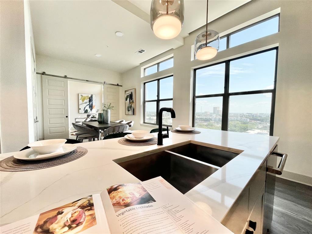OAK - Residential Lease