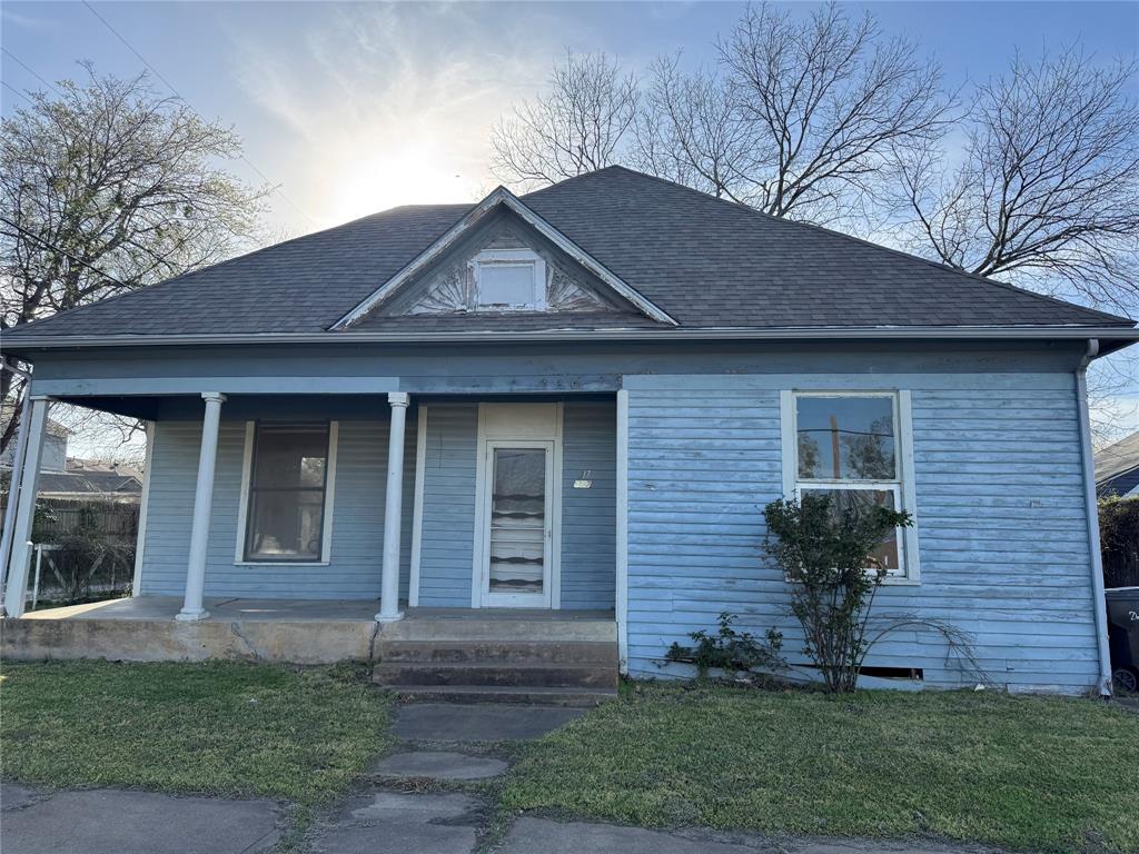 Investor special in the heart of Denison, Texas! This 2-bedroom, 1-bath home presents a prime opportunity for investors, flippers, or buyers ready to add value in a central, convenient location. Situated near local dining, shopping, schools, and just minutes from downtown Denison, this property offers both visibility and accessibility. With solid bones and endless potential, it’s ready for renovation and customization to maximize returns. Whether you’re planning a fix-and-flip, long-term rental, or affordable starter home project, this is your chance to invest in a growing area with strong demand and upside opportunity.