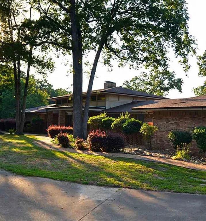 Meadowlake Estate - Residential