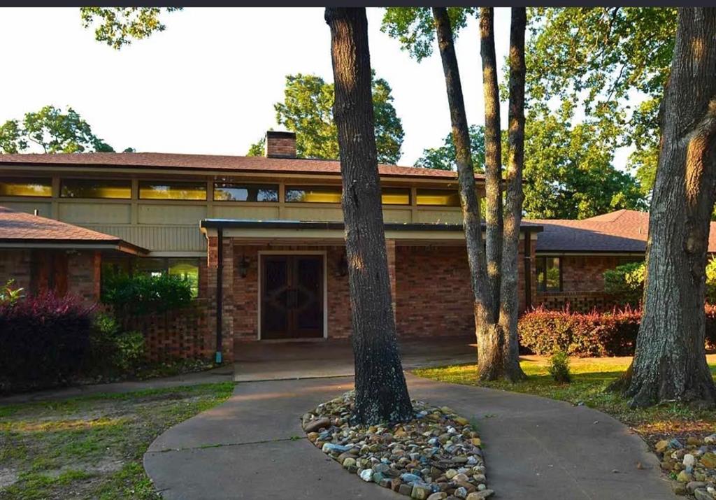 Meadowlake Estate - Residential