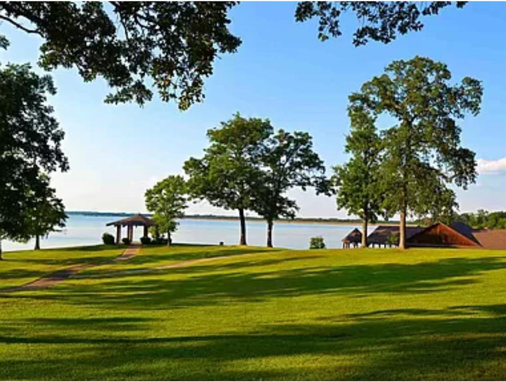 Meadowlake Estate - Residential