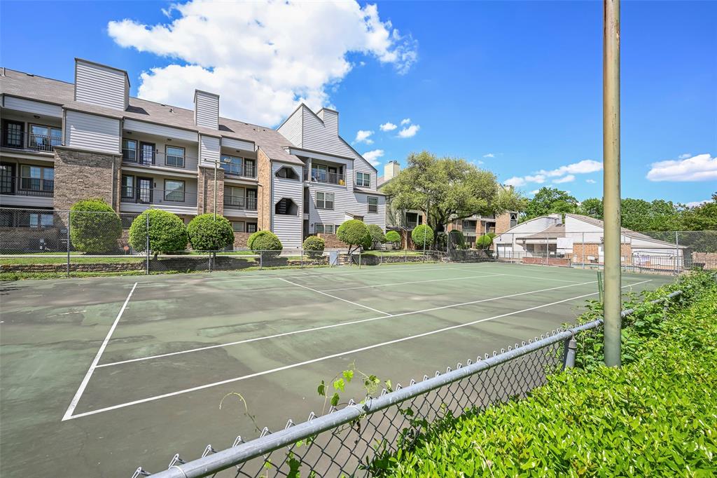 Sable Rdg Condos - Residential