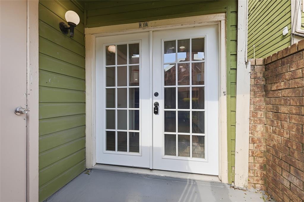 Richland Trace Condos - Residential